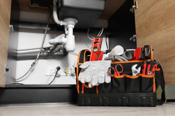 Best Shower Repair Services  in Saratoga, WY