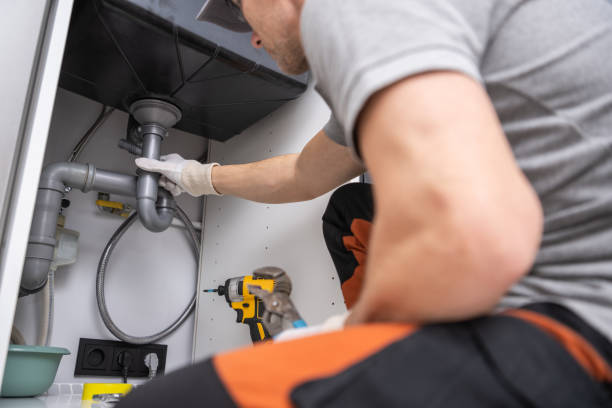 Best Clogged Drain Plumber  in Saratoga, WY